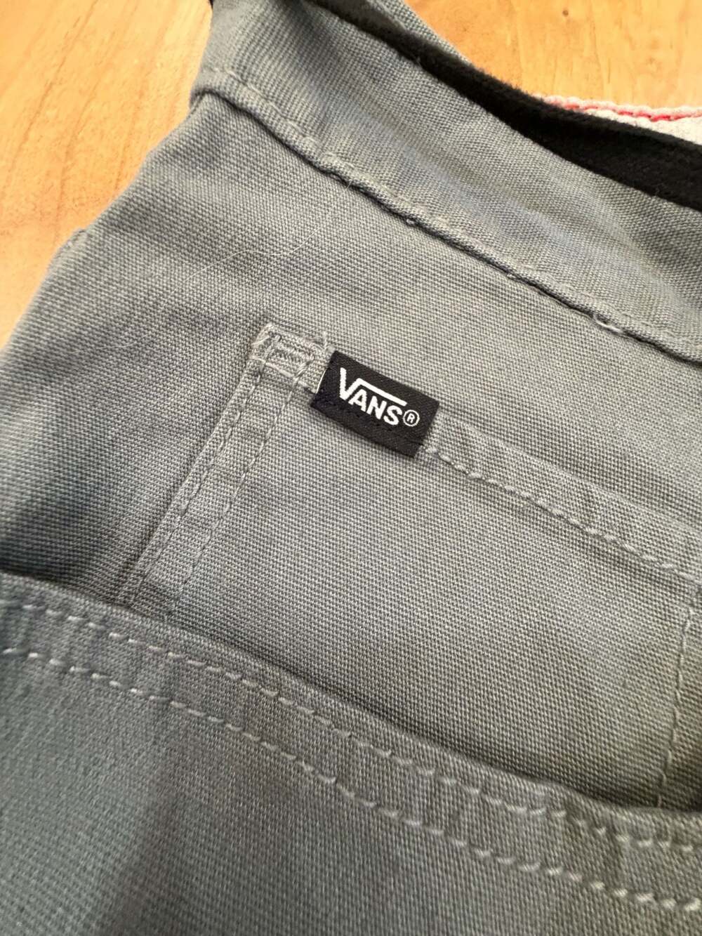 Vans Cooper Stretch Chino Skate Shorts Size 34 Gray